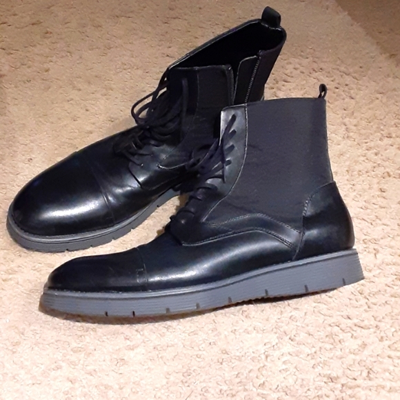 Calvin Klein Other - Pre-loved Calvin Klein boots